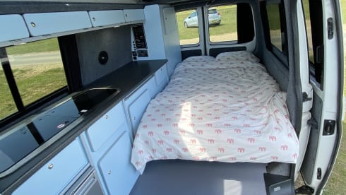 Bailey  – Luxury VW Campervan Hire