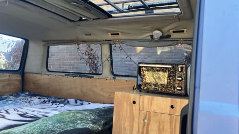 2p Volkswagen campervan from 1983