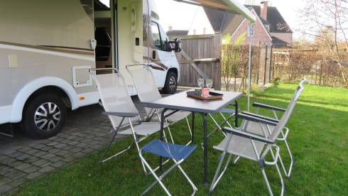 Sunlight T67 - Automatic - 4 persons