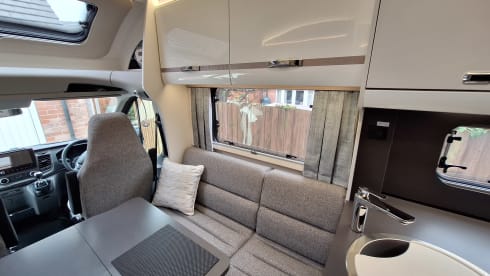 Swift Voyager motorhome (2023) fixed rear bed