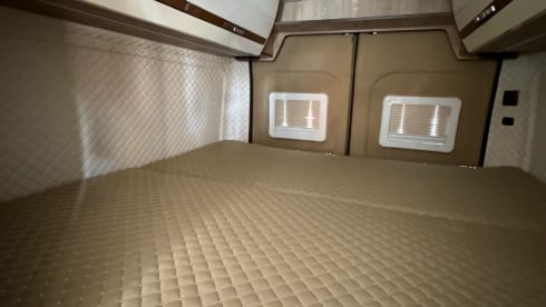 Daniel – 4 berth Fiat bus from 2019