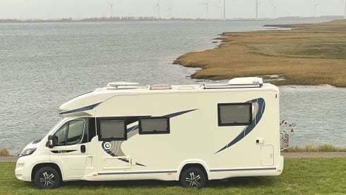 Luxury Chausson with air conditioning and air suspension emission 6