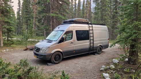 5p Mercedes-Benz bus from 2012