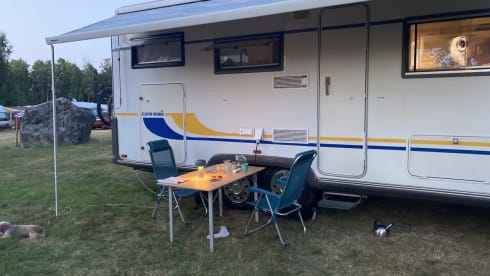FrisWit – Spacious, bright, comfortable and renovated 6p alcove