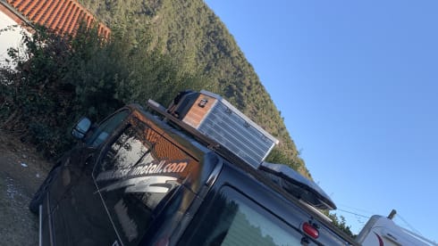 Vivi – DIY Campervan