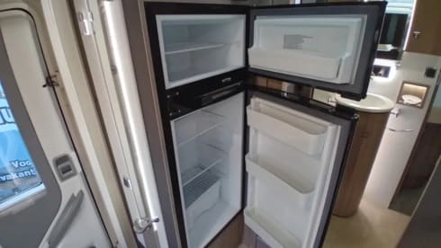 C08 – 4p Challenger, halbintegriert ab 2015