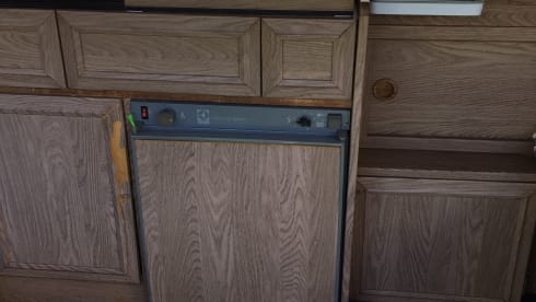 Blue – Volkswagen Wohnmobil mit 4 Schlafplätzen aus dem Jahr 1986