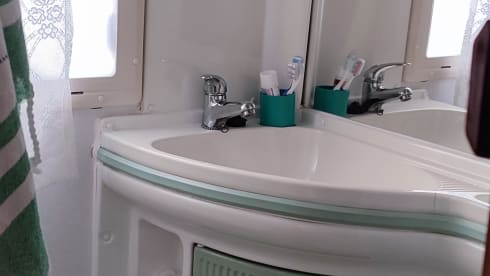 Carmelo – Camper Laika 3L Overcab