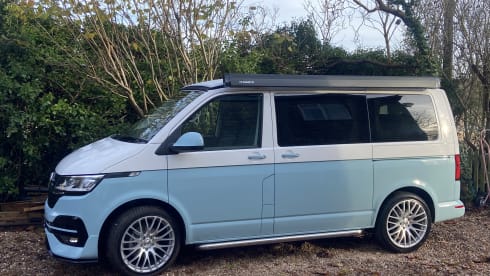 Clara – 4 berth 2024 VW Campervan, insurance included!
