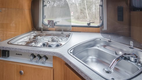 4p Dethleffs semi-integrated from 2006