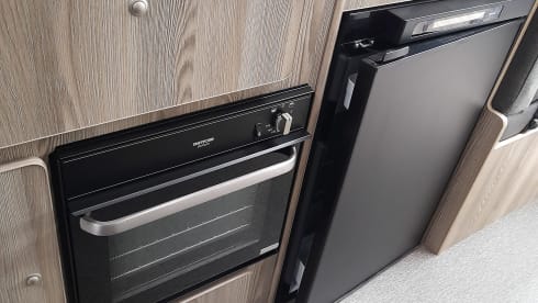 MT22 – 4 Berth Campervan/MotoRhome - fully equipped for your next Adventure