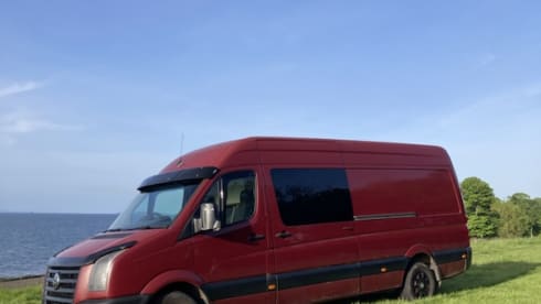 Ruby Red – Tour Scotalnd with Ruby Red -Insurance included.