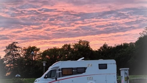 4p Sunlight semi-integrated uit 2023