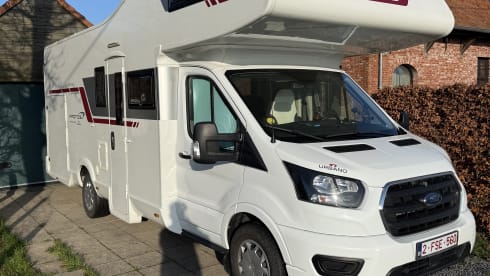 5p Ford alcove uit 2020