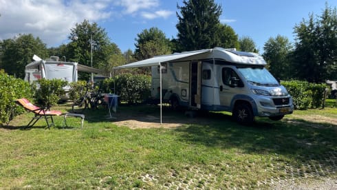 Heerlijke ruime comfortabele camper