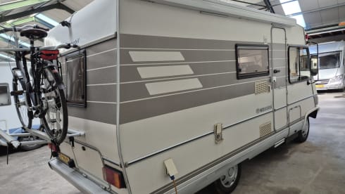 Hurbey π€© β πͺ΄πͺ΄ Off grid retro Hymer ππ