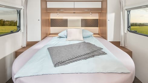 Carado T339 – ULTIMATE FREEDOM! Luxurious and complete camper with Queensbed and Luxurious interior