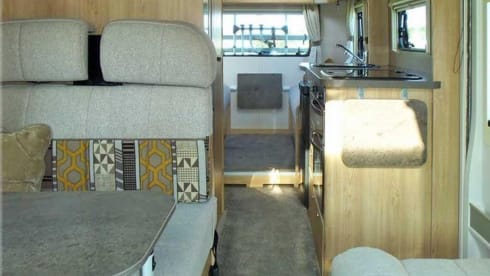 Ellie – 6 berth Peugeot semi-integrated from 2019