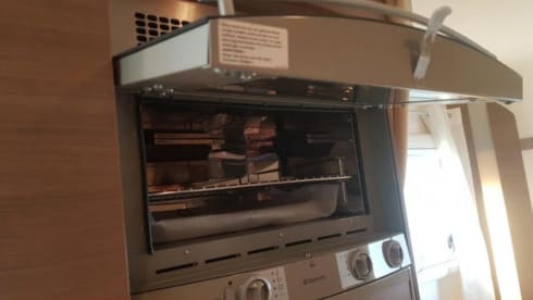 Adria – Spacious and luxurious family camper