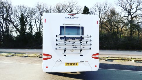 Hendy  – 6 berth Swift edge from 2021