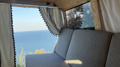 Jiek – Wine van WITH HEATING