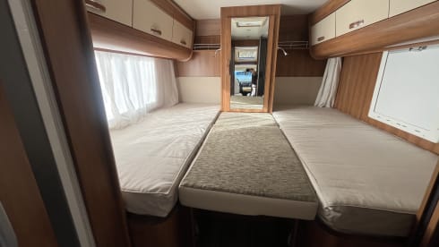 Nova – Nova - Luxury Camper - Spacious inside, compact outside!