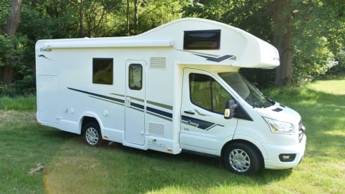 Rimor Evo 5 – Rimor Evo 5, 6 Berth Motorhome With Garage