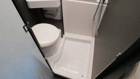  Mclouis3, 2 beds - 4 seats.