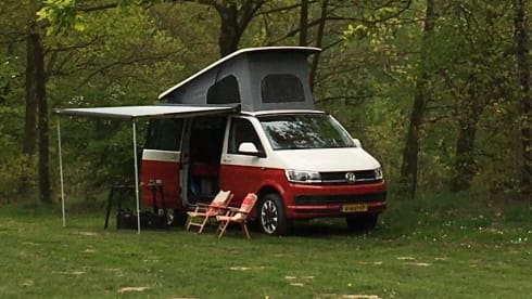 Kreeft – 2p Volkswagen 2015, from 2019 new Sallander installation from Aart camper construction