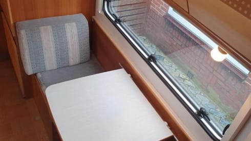 Hymer Carado A366 – Lovely spacious family camper! 