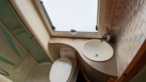 The Memory Maker – Cosy 4 Berth Motorhome