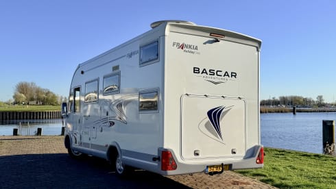 BasCar – Mercedes-Benz - Frankia Comfortclass - automatic - fully equipped