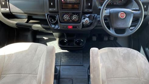 Super Comfy Globescout – Adventure in Luxury