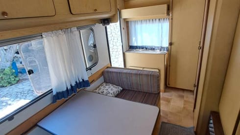 Tony's camper – Ford transit 2.5