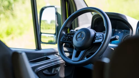 4p Mercedes-Benz campervan uit 2021