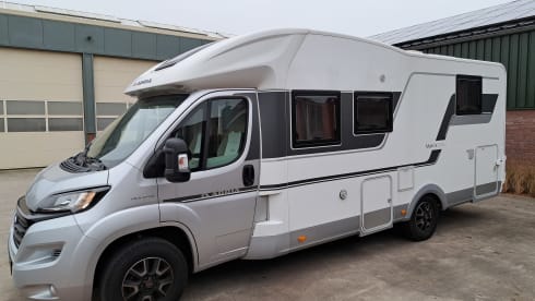 Adria Matrix 670 DC – 4p Adria Mobil semi-integrated from 2019