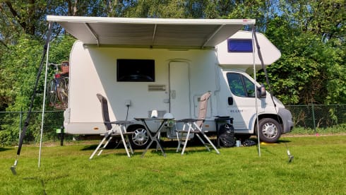 4P Roller Team / CI Elliot 10 Alcove with bunk bed from 2008