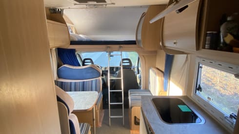 Mobilvetta Camper Attic 6 seats from 2007