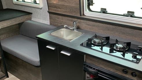 Rocky  – 2p Peugeot bus uit 2012