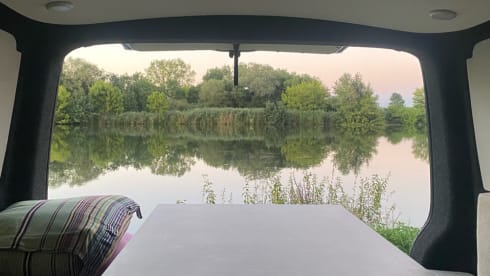 Van VW T5 with pop-up