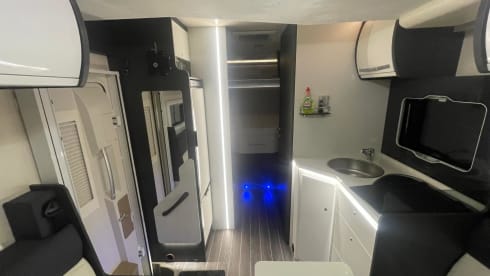 Leie Mobilhome – 4p Roller Team semi-integrated uit 2020