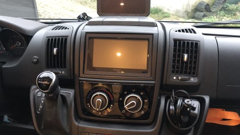 PROVAN motorhome verhuur – Dethleffs Just90 7052EB - Automatic - 4/5p