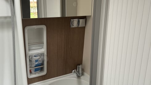 2p Malibu bus uit 2026