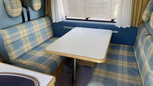 4p Knaus Traveler with 6 belts