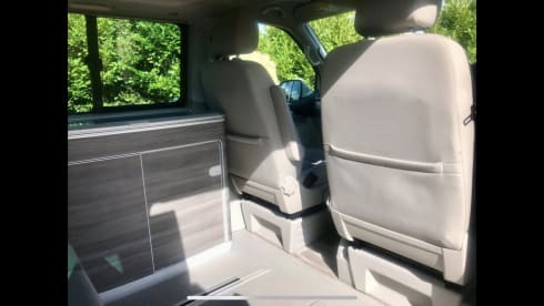 Orca – VW California: Ocean - 4 berth. Automatic