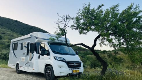 Coast Roller  – 4p Chausson semi-integrated uit 2016