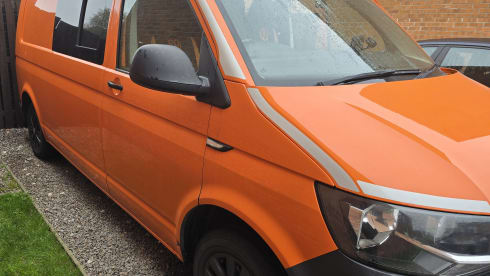 Live your dream – 4 berth Volkswagen campervan from 2018