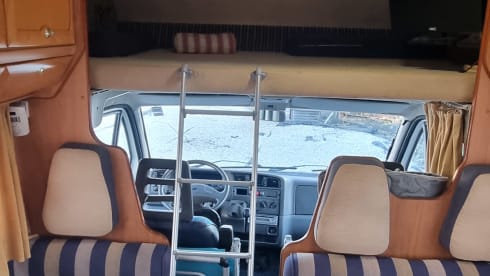 falcon – Fiat Camper Moncajo Attic - 7 Seats