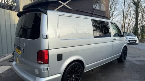 VW Transport Camper LWB 2021 – 4 berth Volkswagen campervan from 2021 LWB
