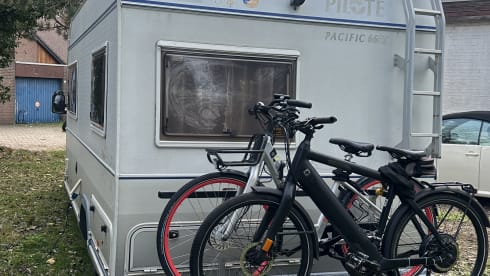 Jeranca – Cozy camper for 4 persons with reversing camera.